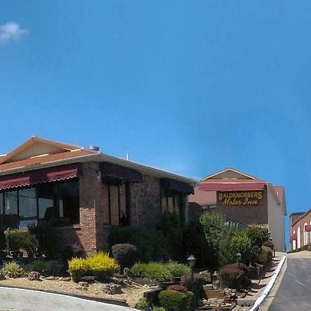Baldknobbers Motor Inn Бренсън Екстериор снимка