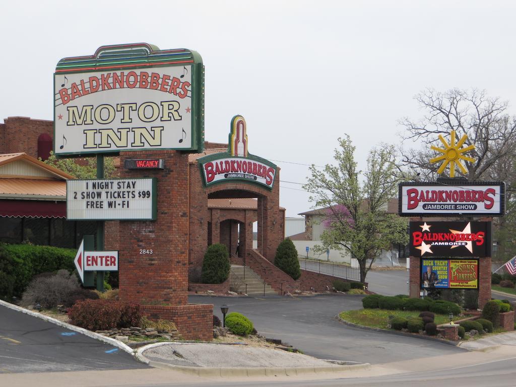 Baldknobbers Motor Inn Бренсън Екстериор снимка