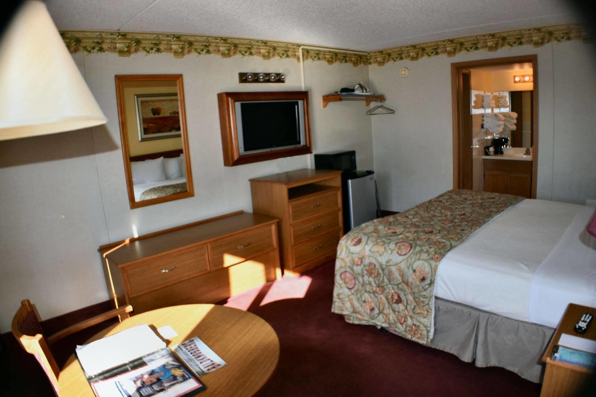 Baldknobbers Motor Inn Бренсън Екстериор снимка